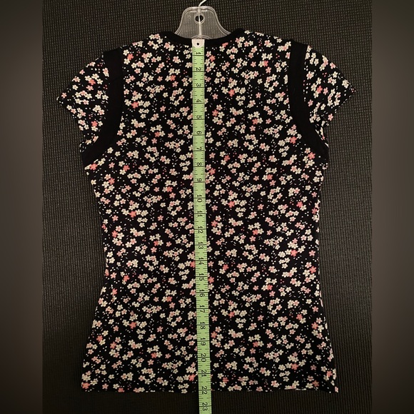 Custo Barcelona, floral print all over top with character appliqué, sz 2 - Picture 5 of 8